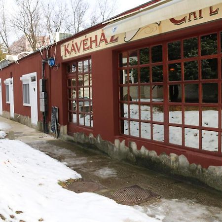 Pálma Apartmanok szálláshely Százhalombatta 6a Esterno foto